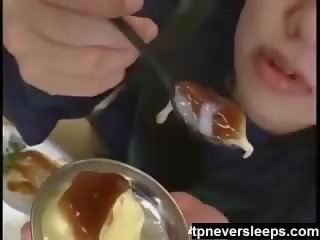 Japānieši lassie spermas šķīdums dessert